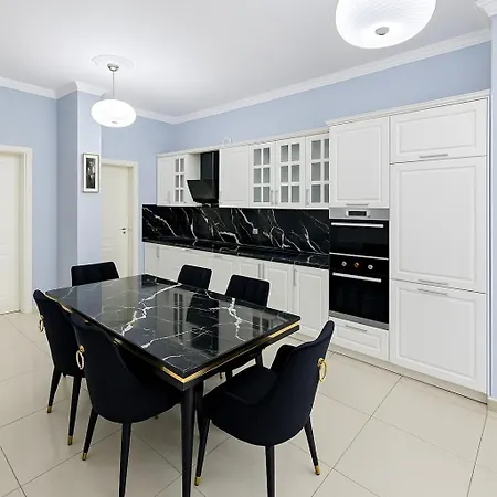 Mibis Private Balcony Fast Wifi Apartment Tirana