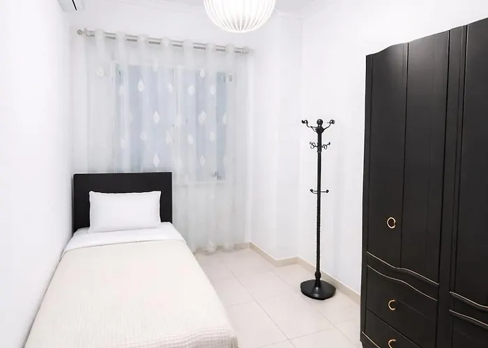 Mibis Private Balcony Fast Wifi * Tirana