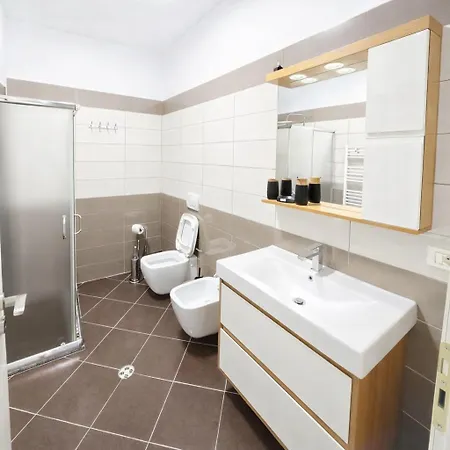 Appartement Mibis Private Balcony Fast Wifi *